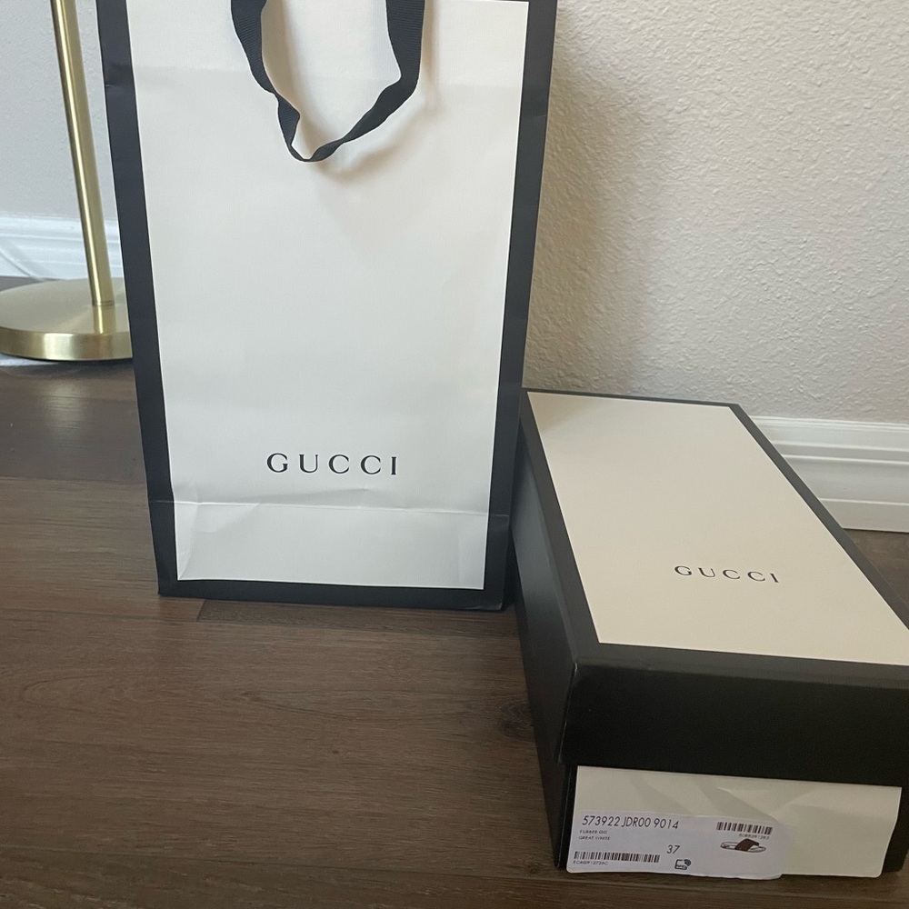 Gucci slides